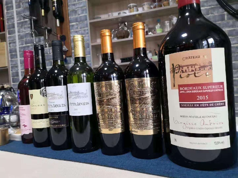 在四線城市開個小型中端葡萄酒專賣店毛利潤怎么樣?