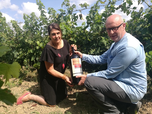 1659854791114352.jpg IMG_20180823_150701_1.jpg