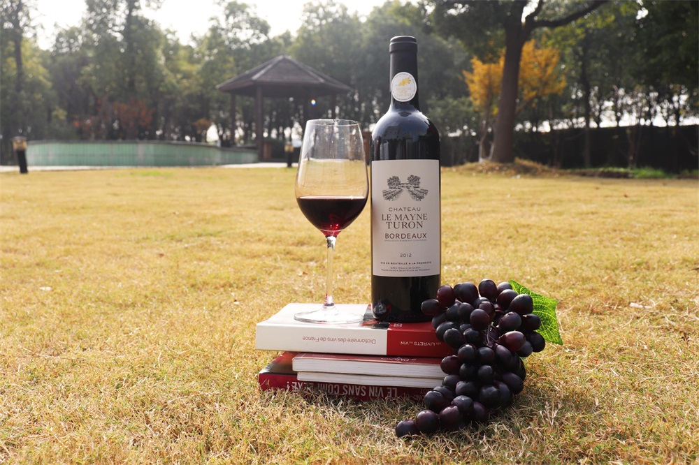 開(kāi)個(gè)紅酒酒莊加盟店的發(fā)展怎樣