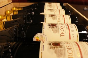 酒代理生意能不能賺錢(qián)